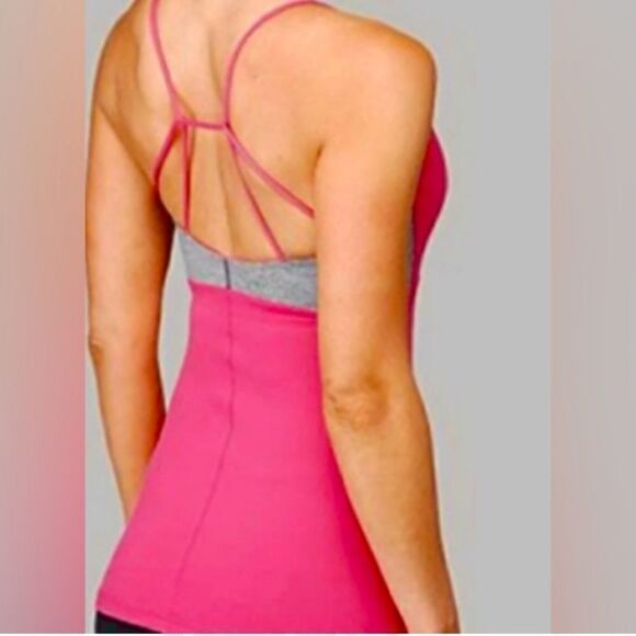 🪦 Lululemon Tadasana Back Hot Pink Grey
Spaghetti Strap Workout Tank Size 8 - Picture 2 of 9
